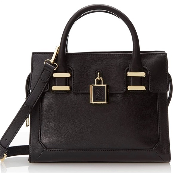 Vince Camuto Handbags - Vince Camuto hanndbag. Black leather